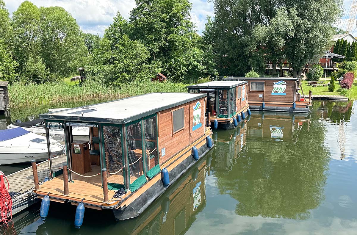 Hausboot Urlaub für 6 (4 Nächte) Priepert (6 Plätze - D9) Hausboot Urlaub für 6 (4 Nächte) Priepert (6 Plätze - D9)