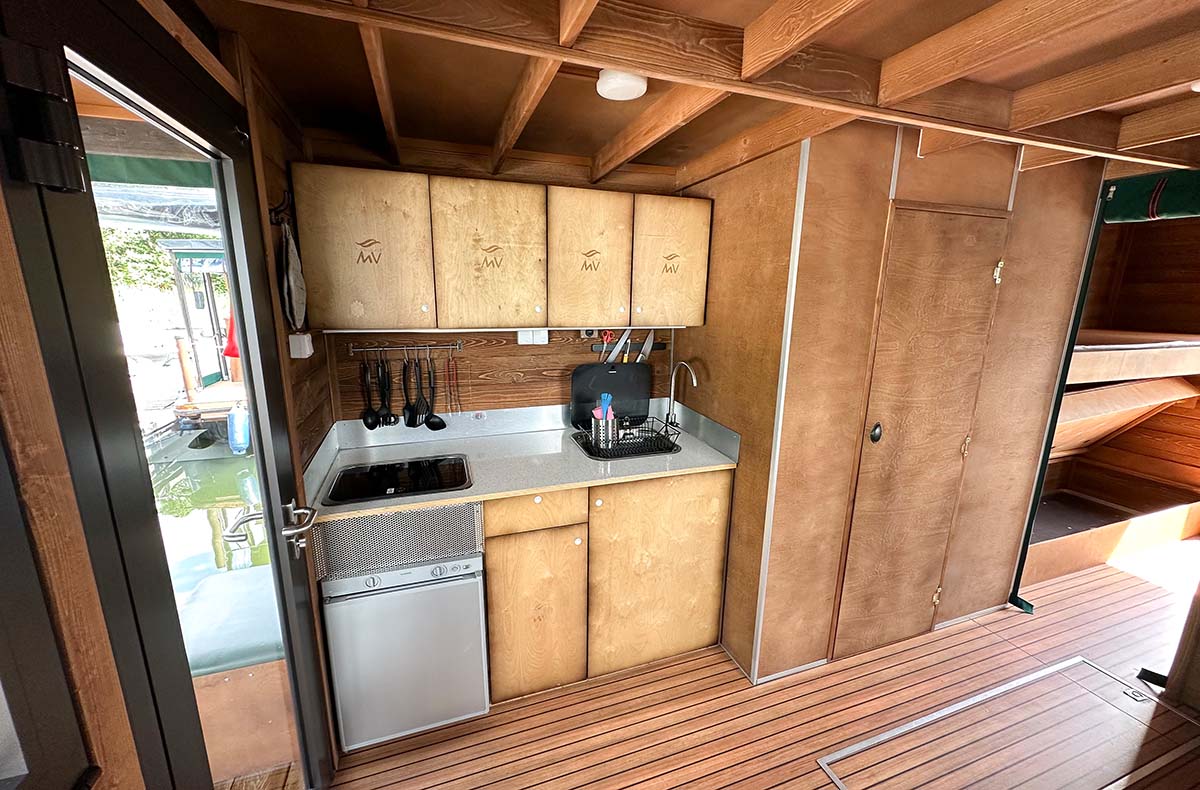 Hausboot Urlaub für 6 (4 Nächte) Priepert (6 Plätze – D9)