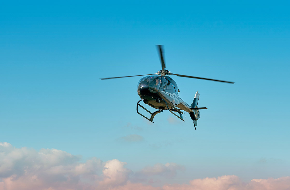 Hubschrauber fliegen für Beginner (30 Min.) - Erlebe im Hubschrauber Motoren und Rotoren. in Battweiler,Wallerfangen,Jahnsdorf,Speyer,Ebermannstadt,R und weitere Orte!
