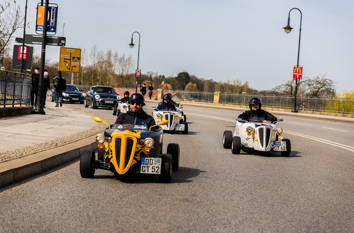 Hot Rod Tour Dresden - Erlebe Dresdens H... Hot Rod Tour Dresden - Erlebe Dresdens H...