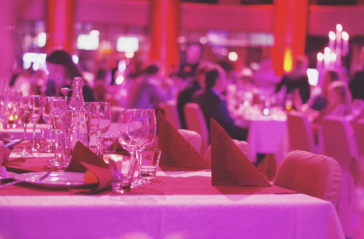 Hypnose Dinner Augsburg - Hypnose Dinner voller Überraschungen