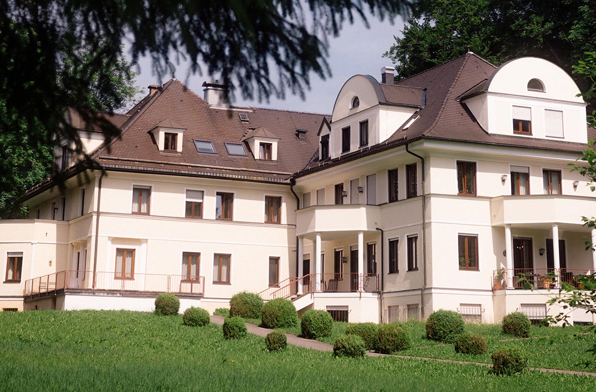 3 Tage 2 Nächte 3 Kurzurlaub Füssen am Schloss Neuschwanstein für 2 (2 Nächte) in Wird gestellt: Handtücher inkl. Frühstück 3 Tage 2 Nächte 3 Kurzurlaub Füssen am Schloss Neuschwanstein für 2 (2 Nächte) in Wird gestellt: Handtücher inkl. Frühstück