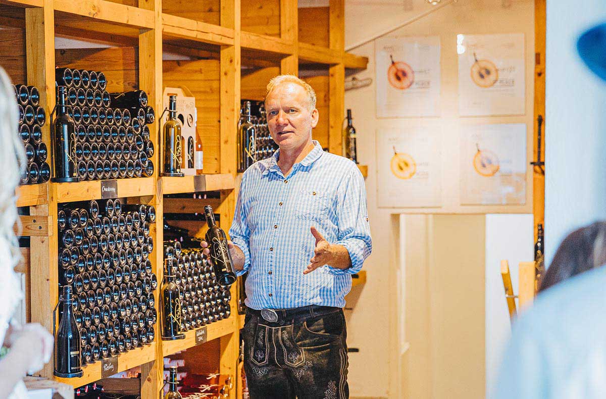 Kurzurlaub im Weinfass für 4 Grub an de... Kurzurlaub im Weinfass für 4 Grub an de...