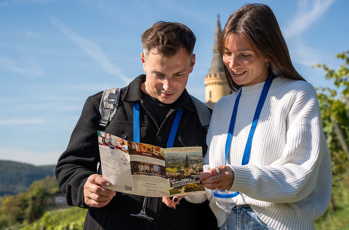 2 Tag(e) Kurzurlaub Schloss Arenfels für 2 (inkl. Weinpicknick) inkl. Halbpension in Bad Hönningen Rheinland-Pfalz ✓