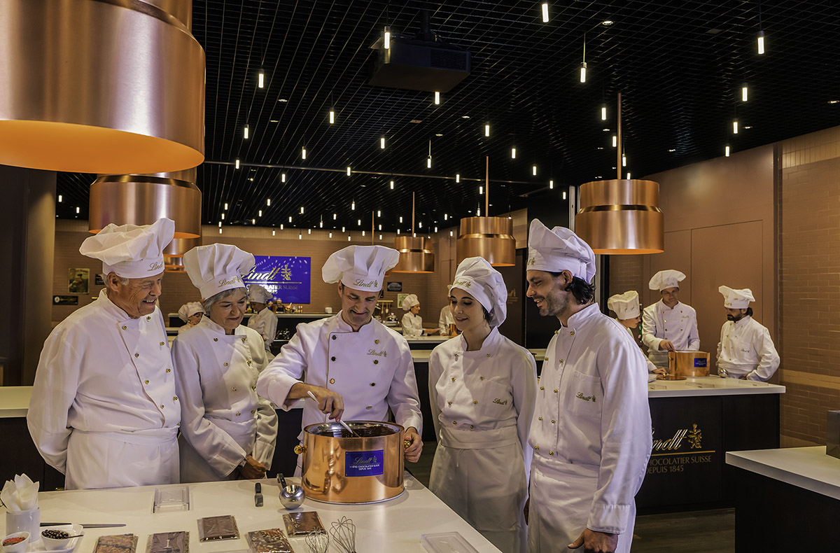 Städtetrip Zürich für 2 mit Lindt Museum - Zürich voll und ganz erkunden in Spreitenbach