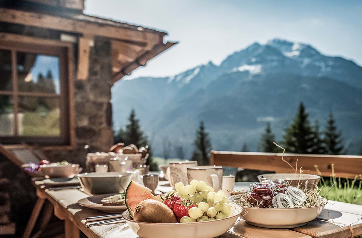 3 Tage Luxuriöse Auszeit in Tirol für 2 inkl. Halbpension 3 Tage Luxuriöse Auszeit in Tirol für 2 inkl. Halbpension