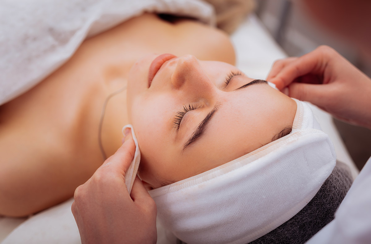 Beauty-Anwendung mit Massage - Vorschau II