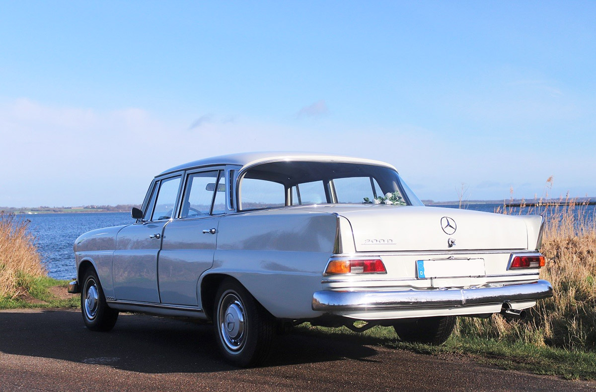 Mercedes Oldtimer fahren Wees (4 Std.) Mercedes Oldtimer fahren Wees (4 Std.)