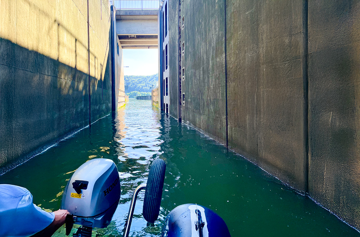 Motorboot mieten Altmühltal - Steuere dein Abenteuer durchs Altmühltal! in Kelheim Motorboot mieten Altmühltal - Steuere dein Abenteuer durchs Altmühltal! in Kelheim