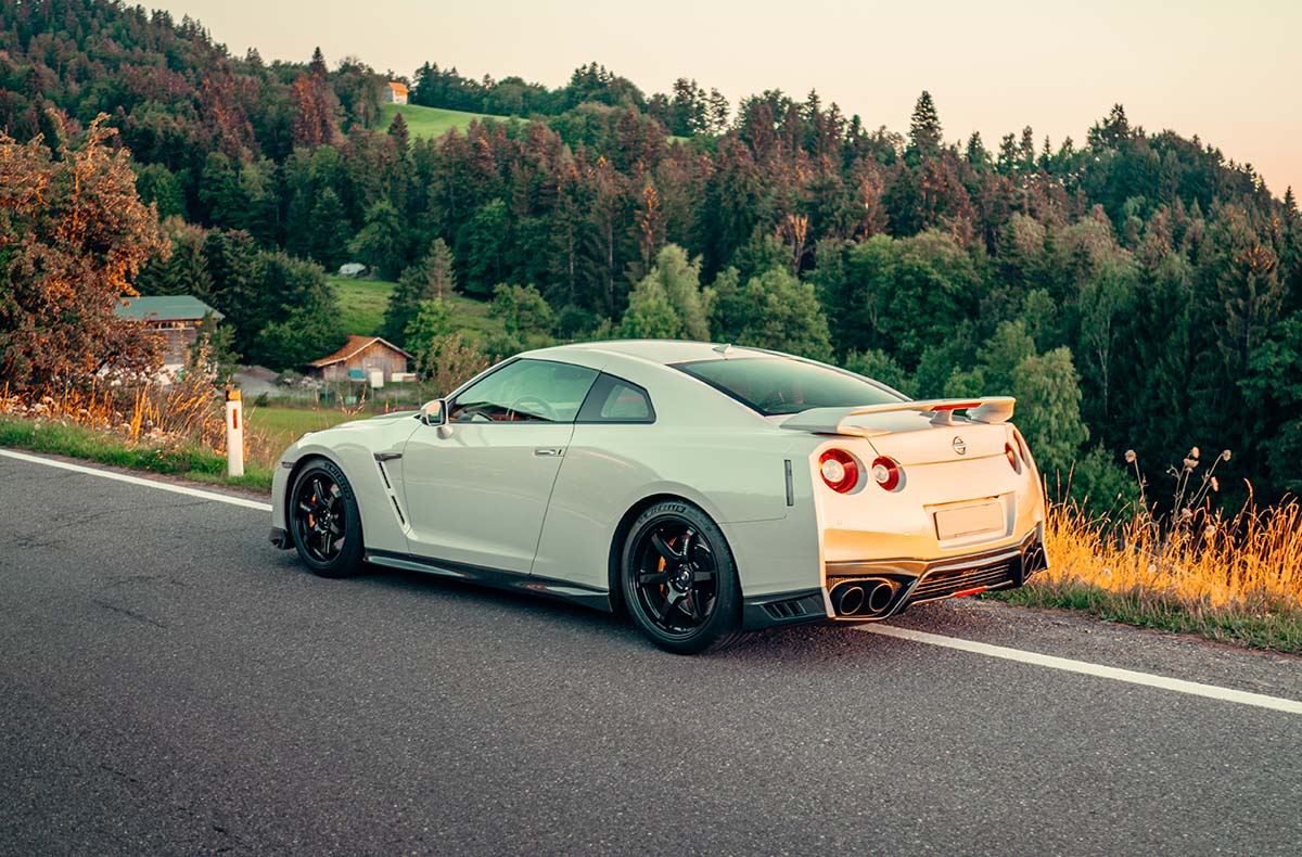 Nissan GT-R fahren (6 Std.) - Jetzt erleben! in Widnau Nissan GT-R fahren (6 Std.) - Jetzt erleben! in Widnau