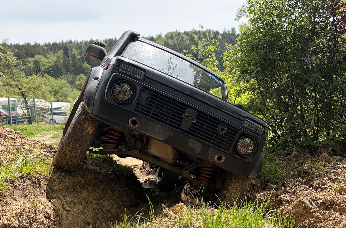 Offroad-Renntaxi am Nürburgring im LADA - Dein Offroad Abenteuer Nürburgring in Müllenbach
