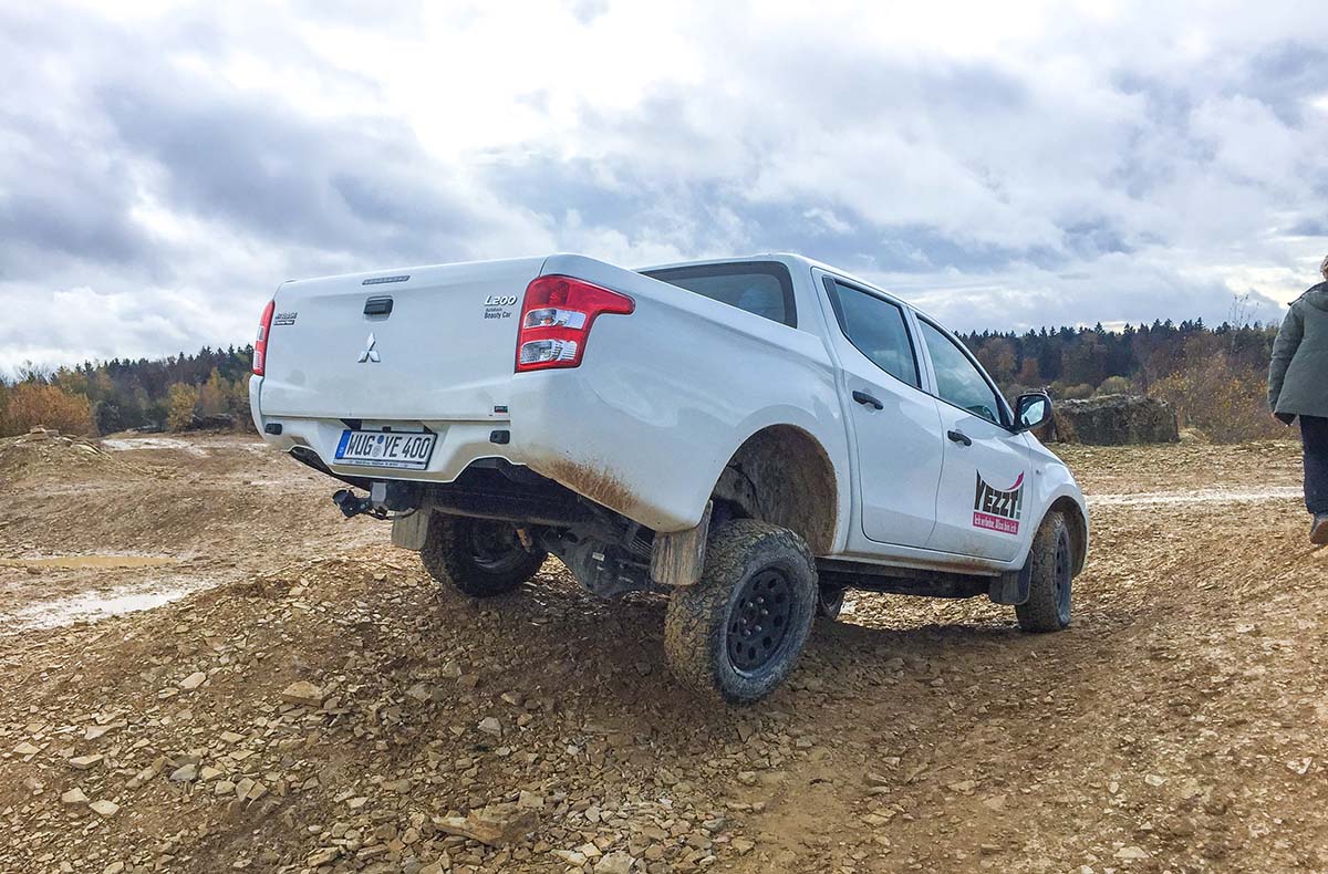 Offroad 4x4 Schnuppertraining Künzelsau (Leihfahrzeug) Offroad 4x4 Schnuppertraining Künzelsau (Leihfahrzeug)
