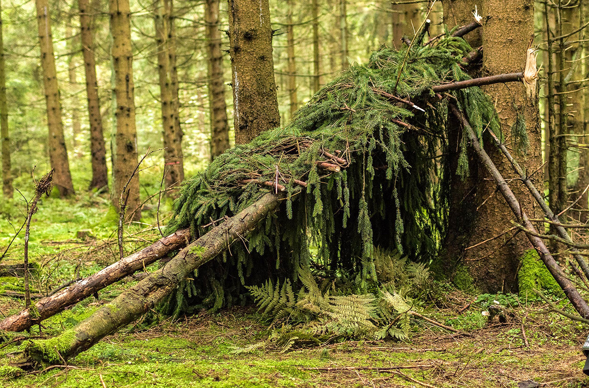 Outdoor Survival Camp Petershagen