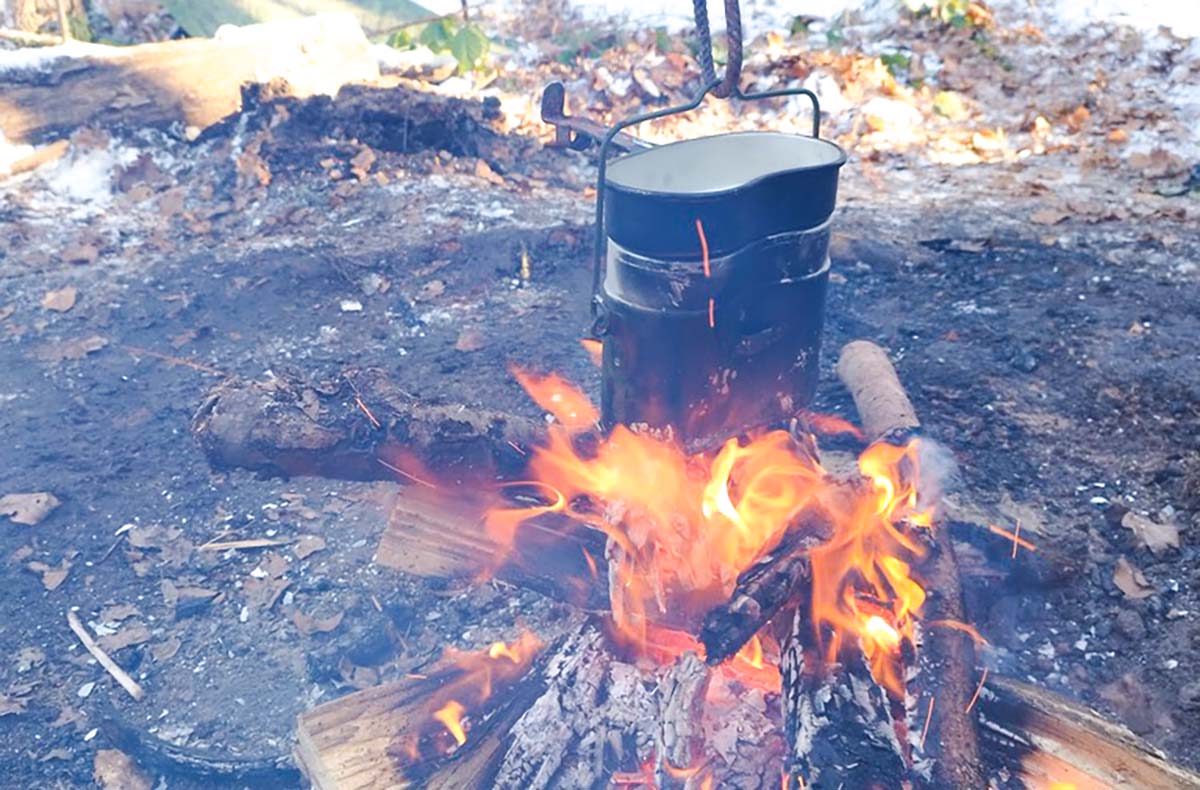 Outdoor Survival Ebensfeld (Feuer machen) - Entfache das Feuer: Dein Survival-Abenteuer wartet! Outdoor Survival Ebensfeld (Feuer machen) - Entfache das Feuer: Dein Survival-Abenteuer wartet!