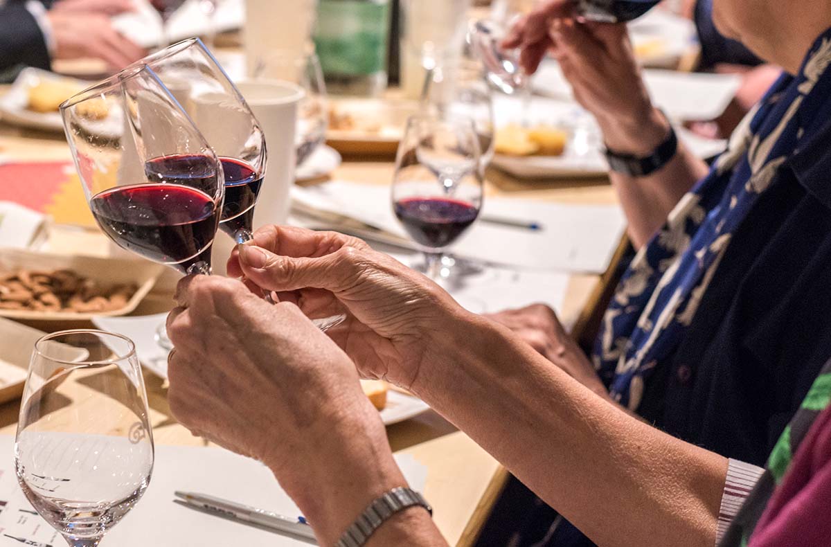 Rebsortenkurs mit Degustation für 2 Mü... Rebsortenkurs mit Degustation für 2 Mü...