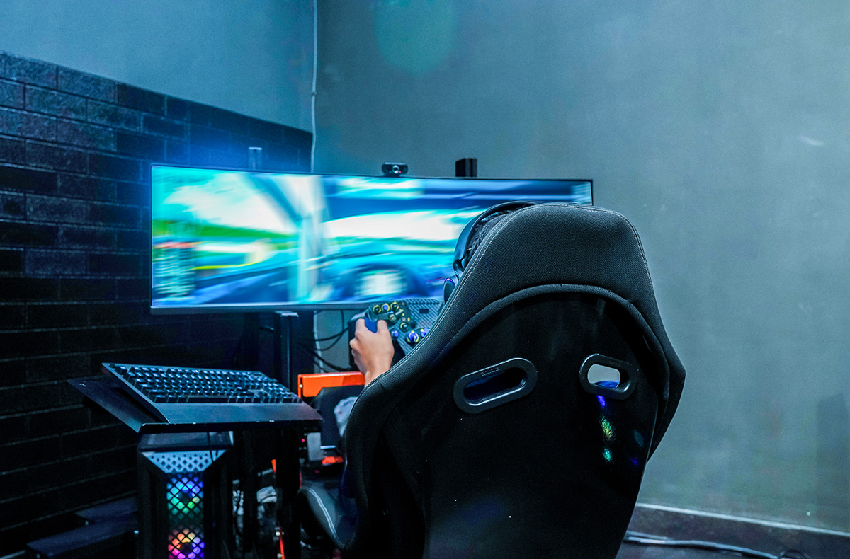 Rennsimulator (2 Std.) Rennsimulator (2 Std.)