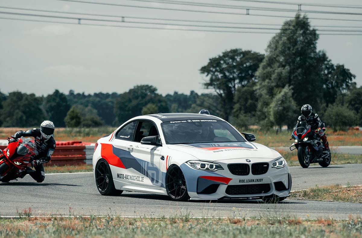 Rennstreckentraining BMW M2 Competition Templin - Adrenalin pur im BMW M2