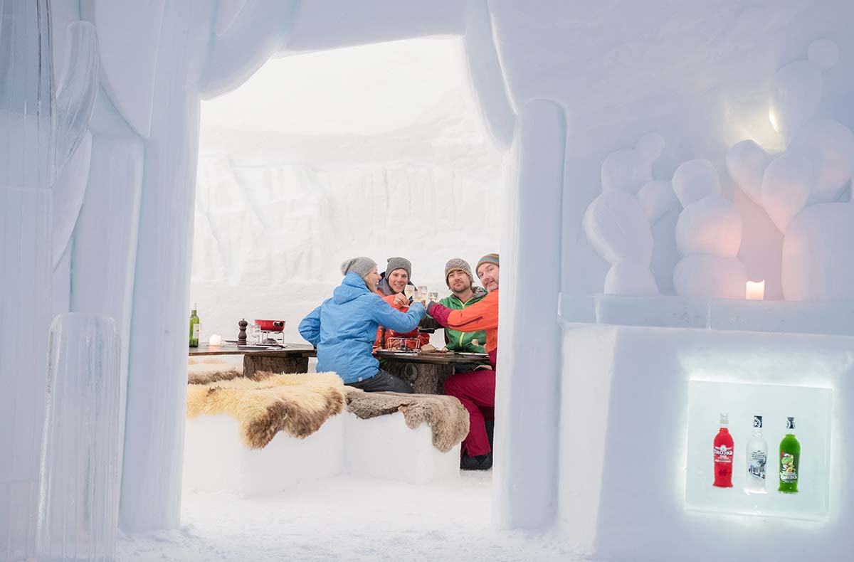 2 Tag(e) Übernachtung Iglu-Suite Gstaad für 2 (1 Nacht) inkl. Halbpension