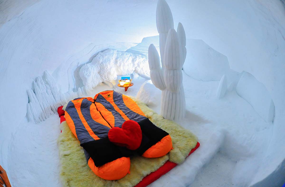 2 Tag(e) Übernachtung Iglu-Suite Gstaad für 2 (1 Nacht) inkl. Halbpension