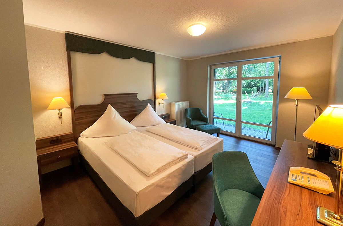 4 Tag(e) Romantikurlaub bei Zittau für 2 (3 Nächte) inkl. Halbpension in Bertsdorf-Hörnitz Sachsen ✓ 4 Tag(e) Romantikurlaub bei Zittau für 2 (3 Nächte) inkl. Halbpension in Bertsdorf-Hörnitz Sachsen ✓