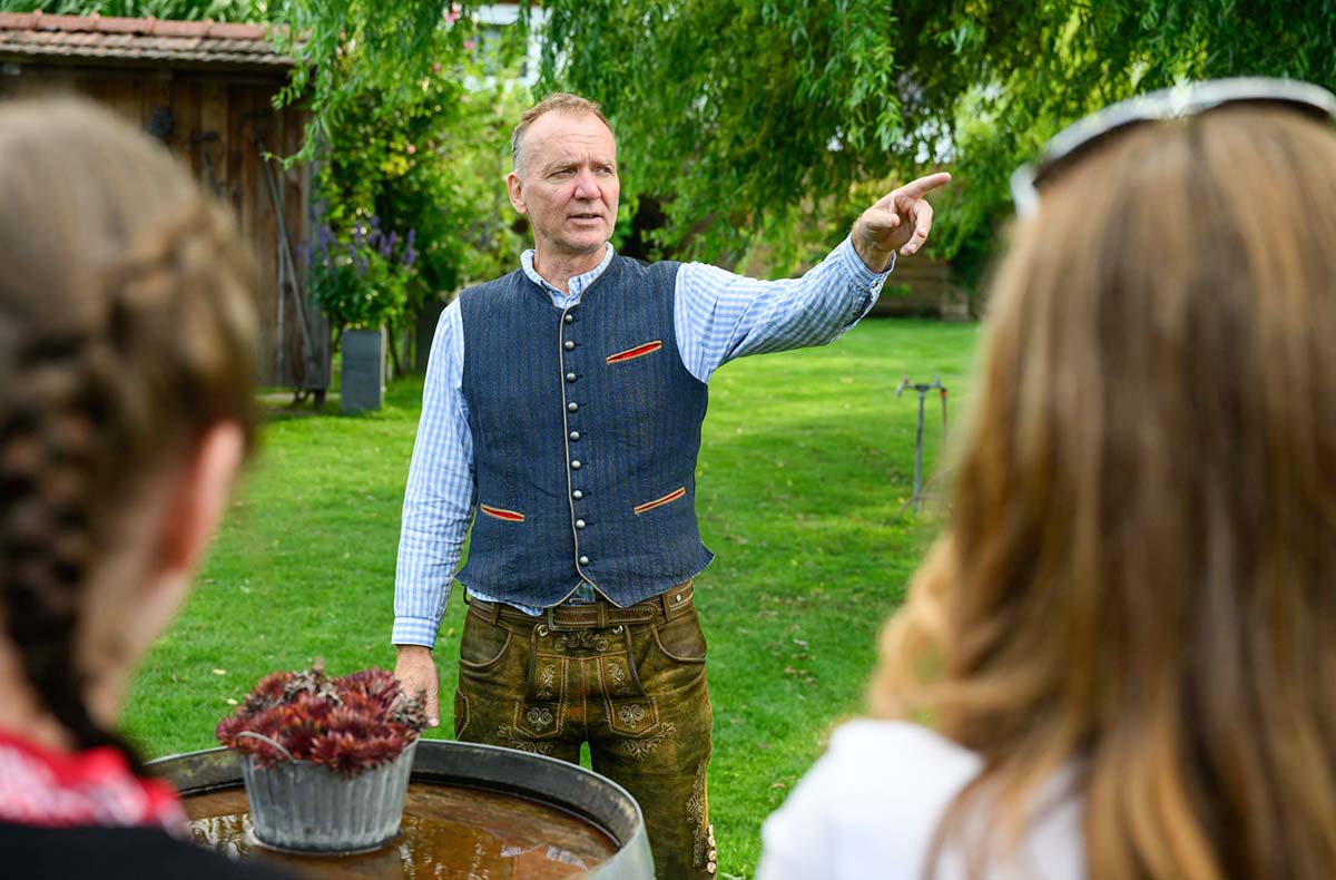 Romantikurlaub im Weinfass für 4 Grub a...