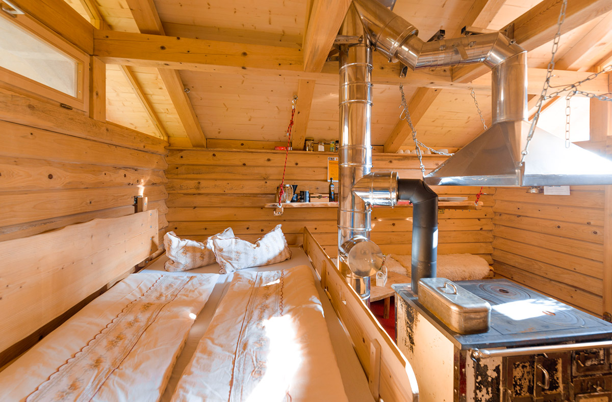 Romantikurlaub in der Blockhütte Schwarzwald für 2 (1 Nacht) - Zweisamkeit und Waldzauber im Schwarzwaldparadies in Schenkenzell