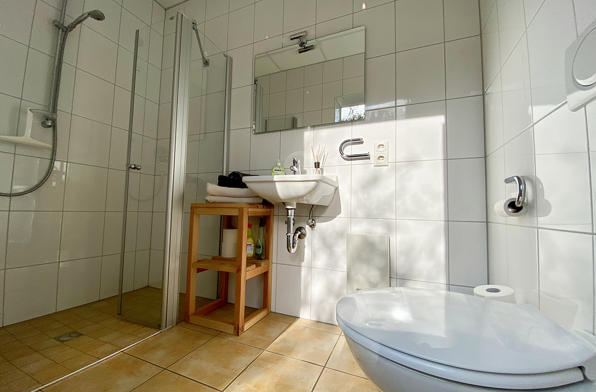 Romantikurlaub in der Blockhütte Schwarzwald für 2 (1 Nacht) - Zweisamkeit und Waldzauber im Schwarzwaldparadies in Schenkenzell