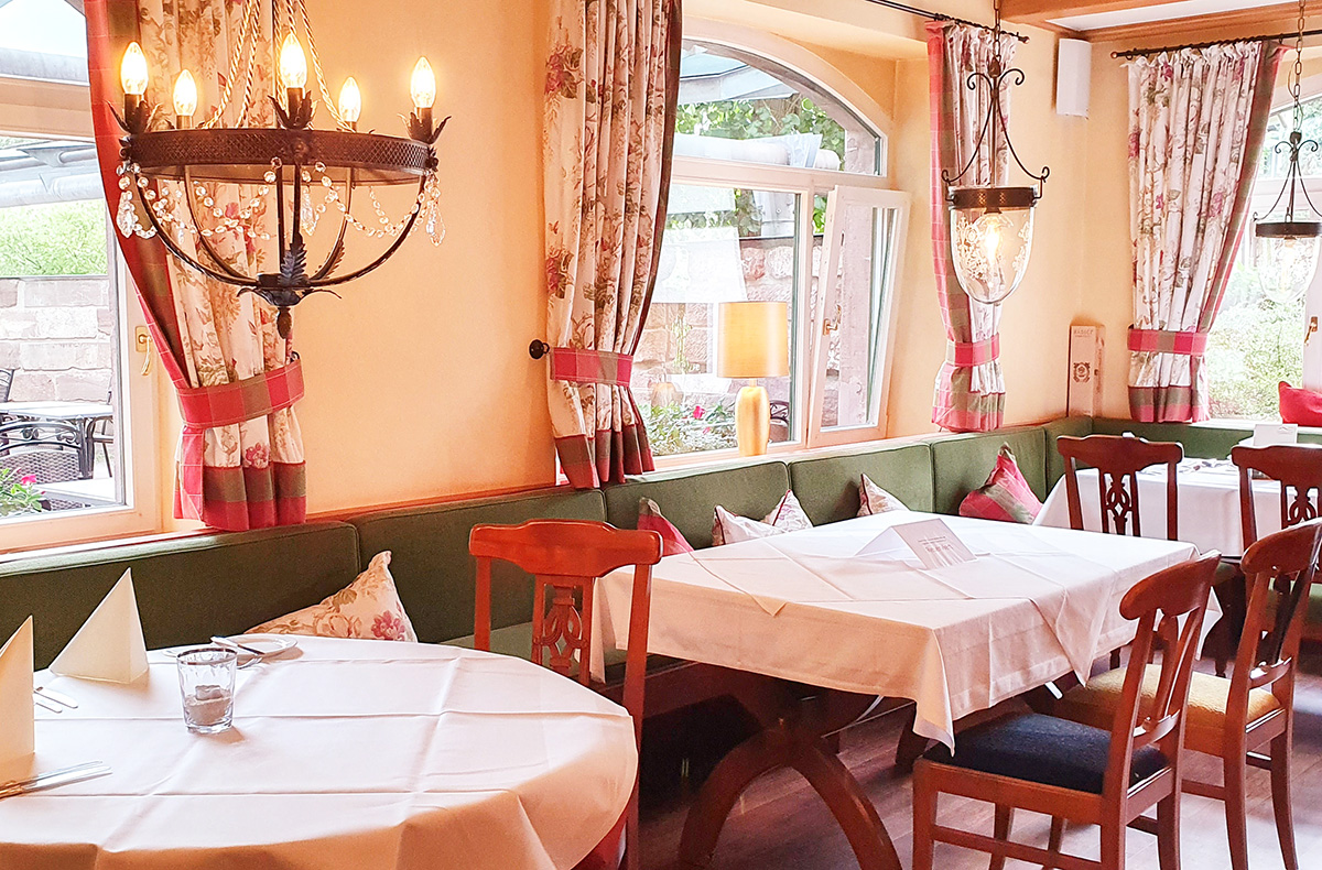 Romantikurlaub Nordschwarzwald für 2 (2... Romantikurlaub Nordschwarzwald für 2 (2...