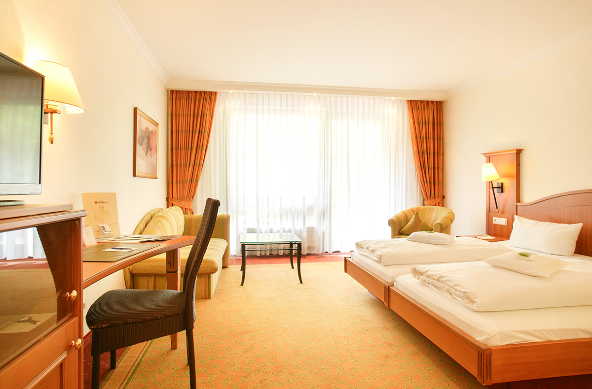 3 Tage Romantikurlaub Schwarzwald für 2 (2 Nächte) inkl. Halbpension 3 Tage Romantikurlaub Schwarzwald für 2 (2 Nächte) inkl. Halbpension