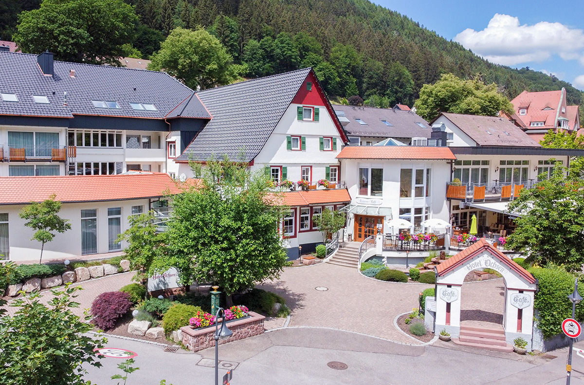 3 Tage Romantikurlaub Schwarzwald für 2 (2 Nächte) inkl. Halbpension 3 Tage Romantikurlaub Schwarzwald für 2 (2 Nächte) inkl. Halbpension