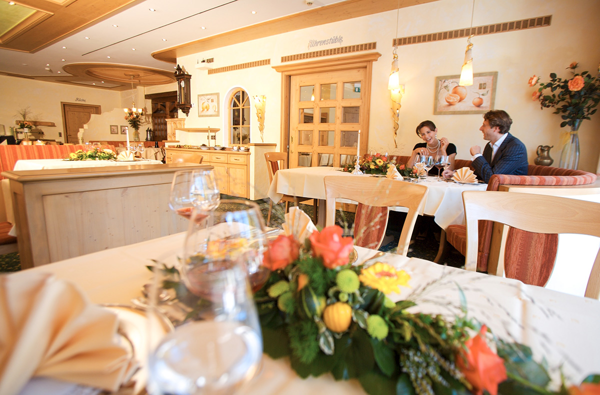 3 Tage Romantikurlaub Schwarzwald für 2 (2 Nächte) inkl. Halbpension 3 Tage Romantikurlaub Schwarzwald für 2 (2 Nächte) inkl. Halbpension