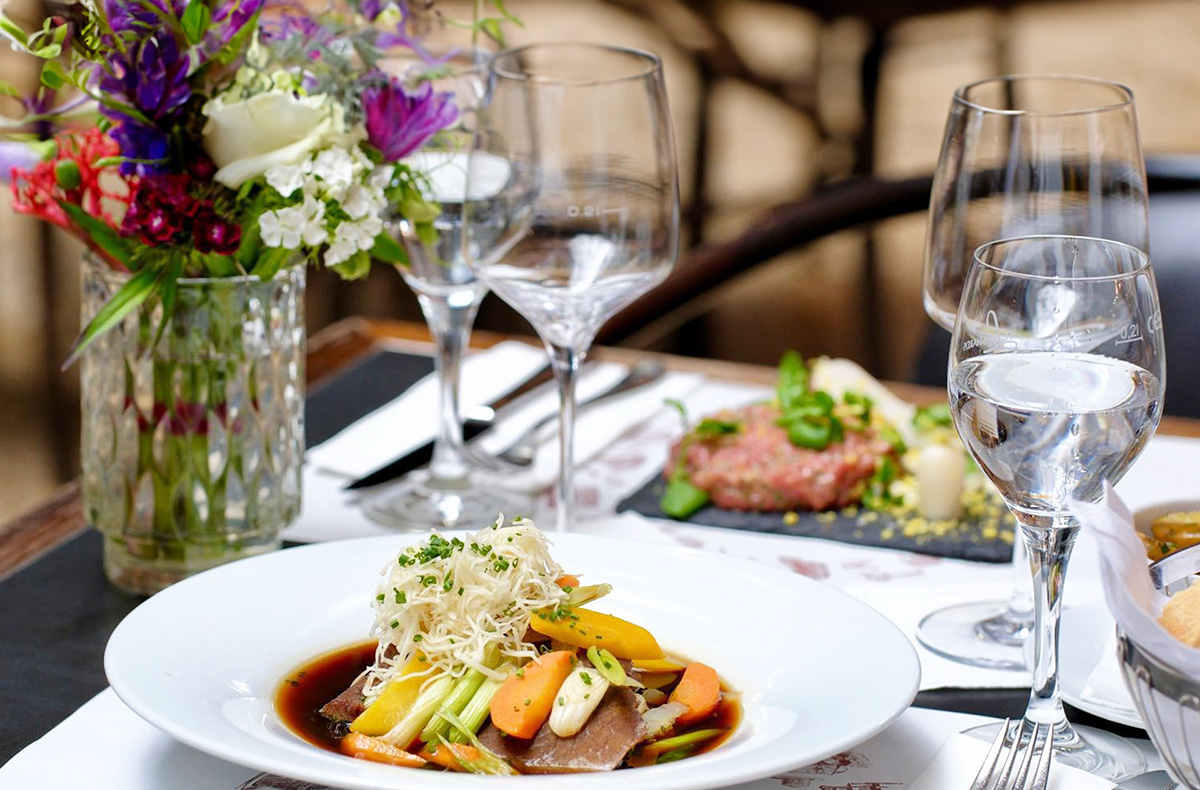 Romantisches Dinner mit Weinverkostung i...