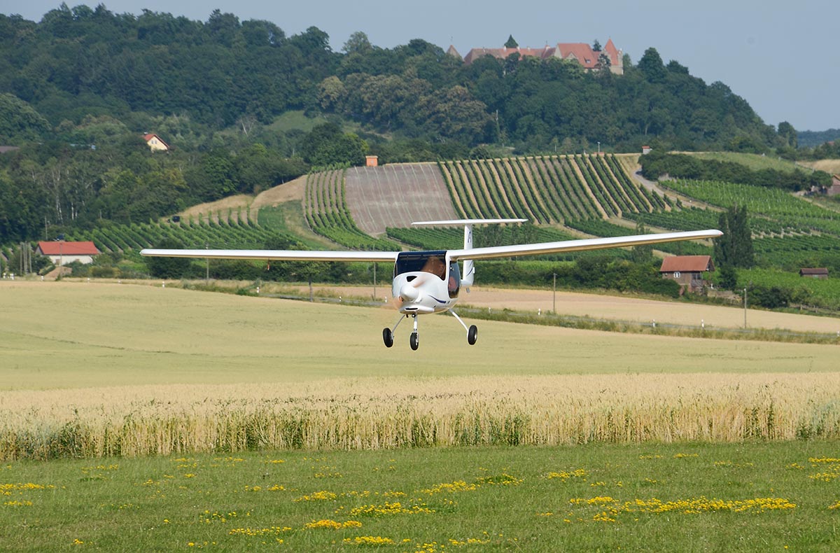 Rundflug im Ultraleichtflugzeug Ippeshei... Rundflug im Ultraleichtflugzeug Ippeshei...