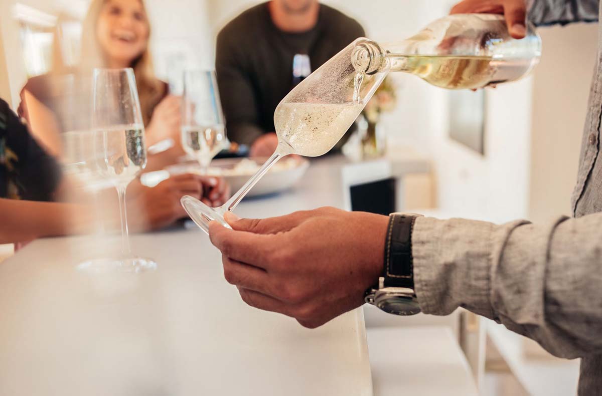 Wein-und Schaumweinseminar in der Villa ...