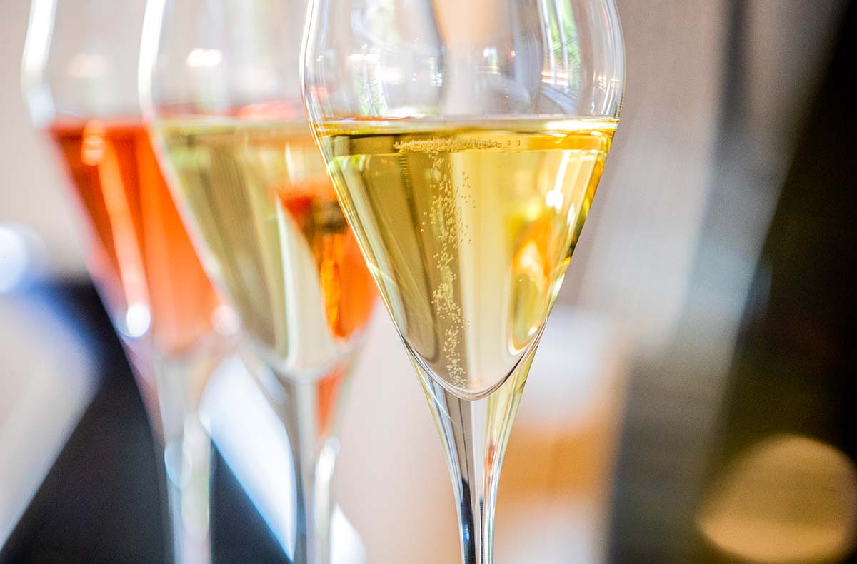 Wein-und Schaumweinseminar in der Villa ...