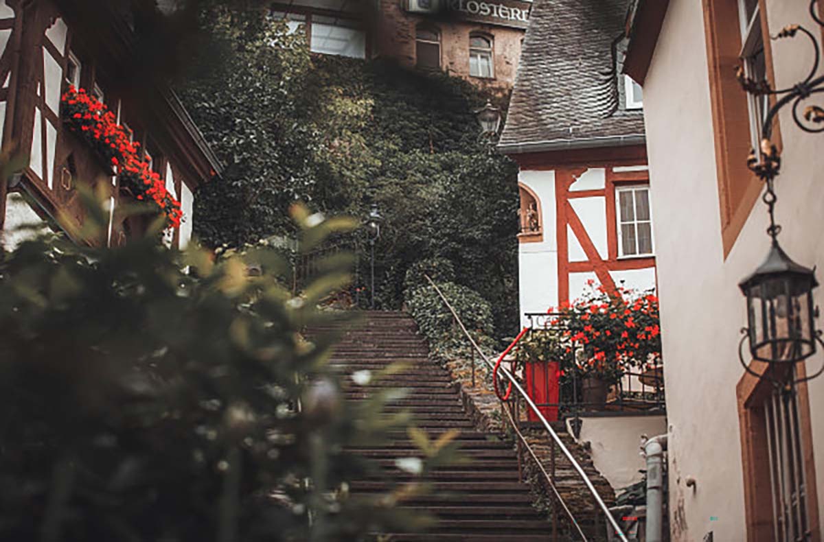 Schifffahrt mit Essen, Wein-und Likörpr...