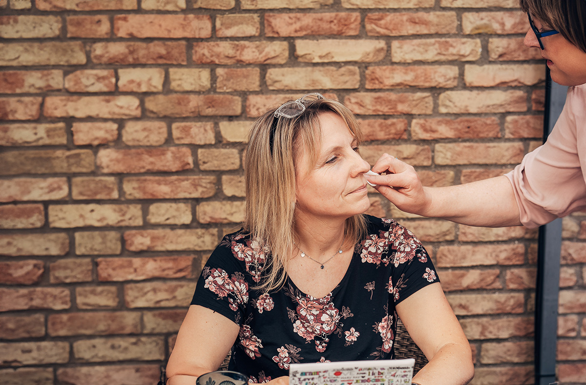 Schminkkurs Hamburg - Entfessle deine Kr... Schminkkurs Hamburg - Entfessle deine Kr...