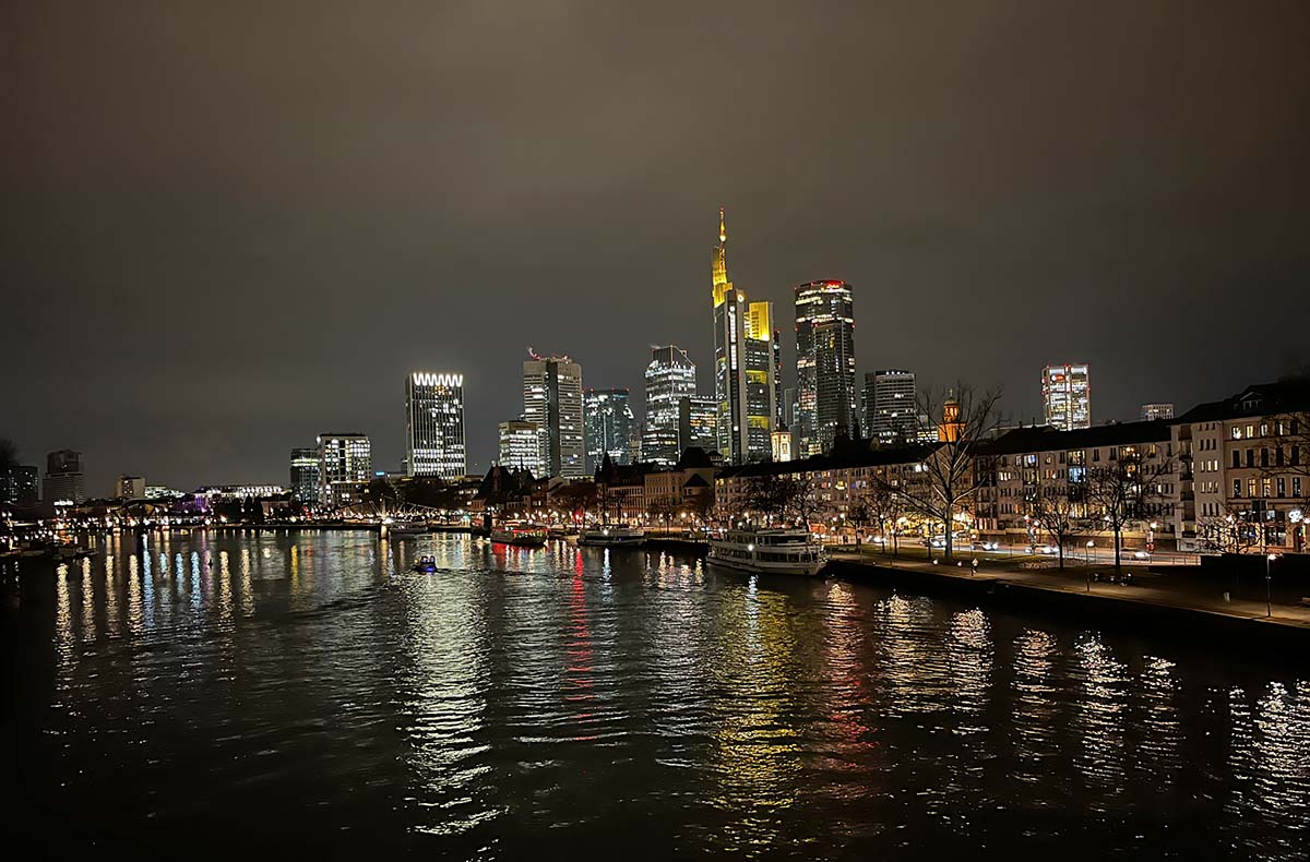 Stadtführung Frankfurt am Main - Frankfurt entdecken: Geschichte zwischen Fachwerk und Kaisern