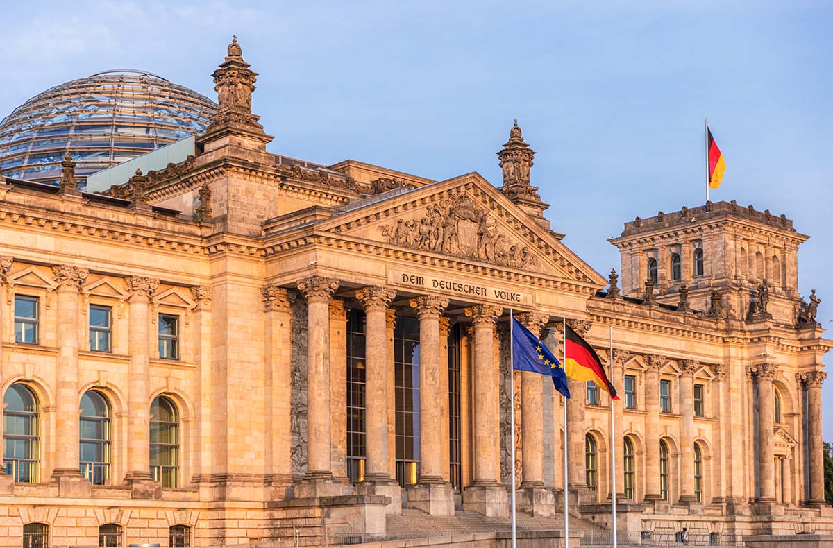 3 Tag(e) Städtetrip Berlin für 2 mit Führung durch den Reichstag inkl. Frühstück