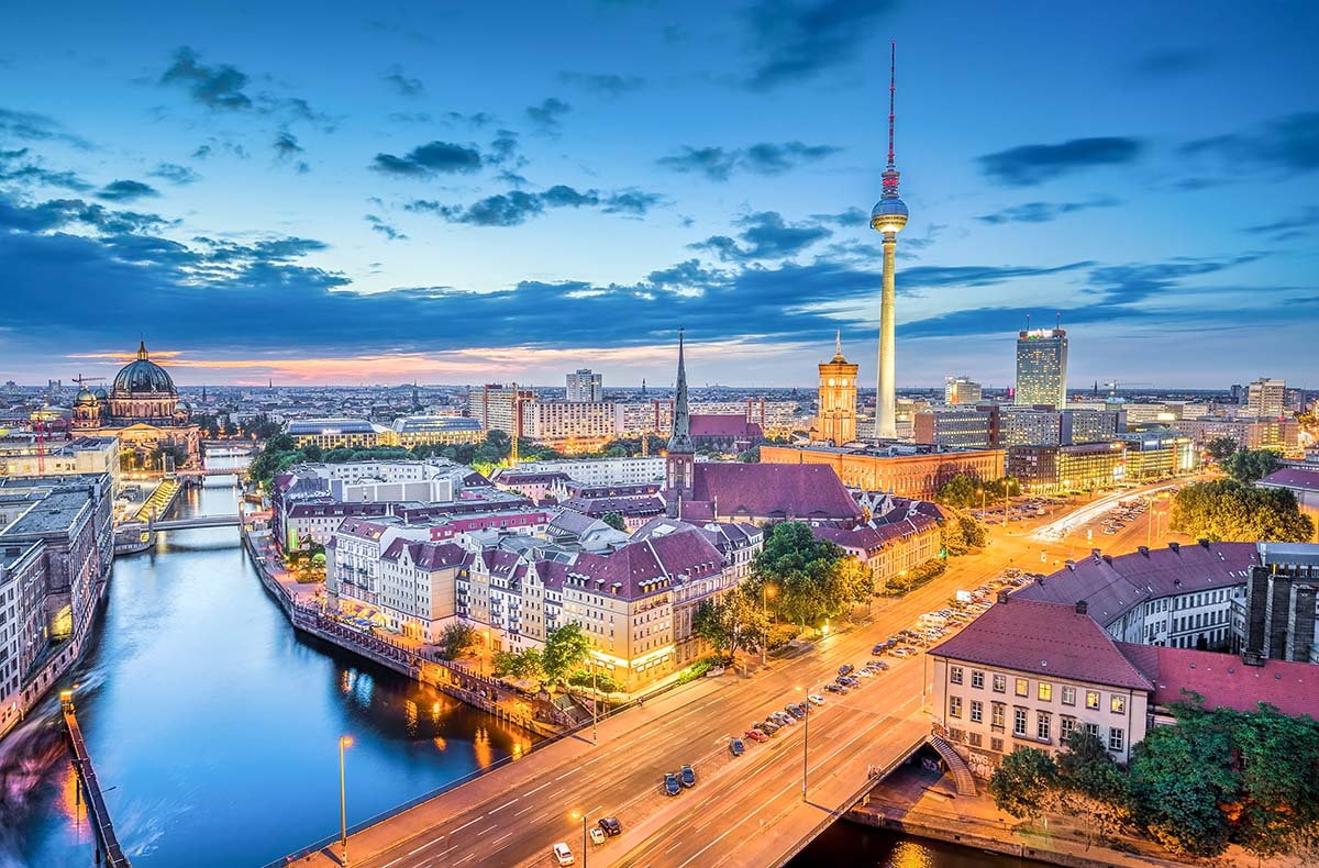 3 Tag(e) Städtetrip Berlin für 2 mit Führung durch den Reichstag inkl. Frühstück