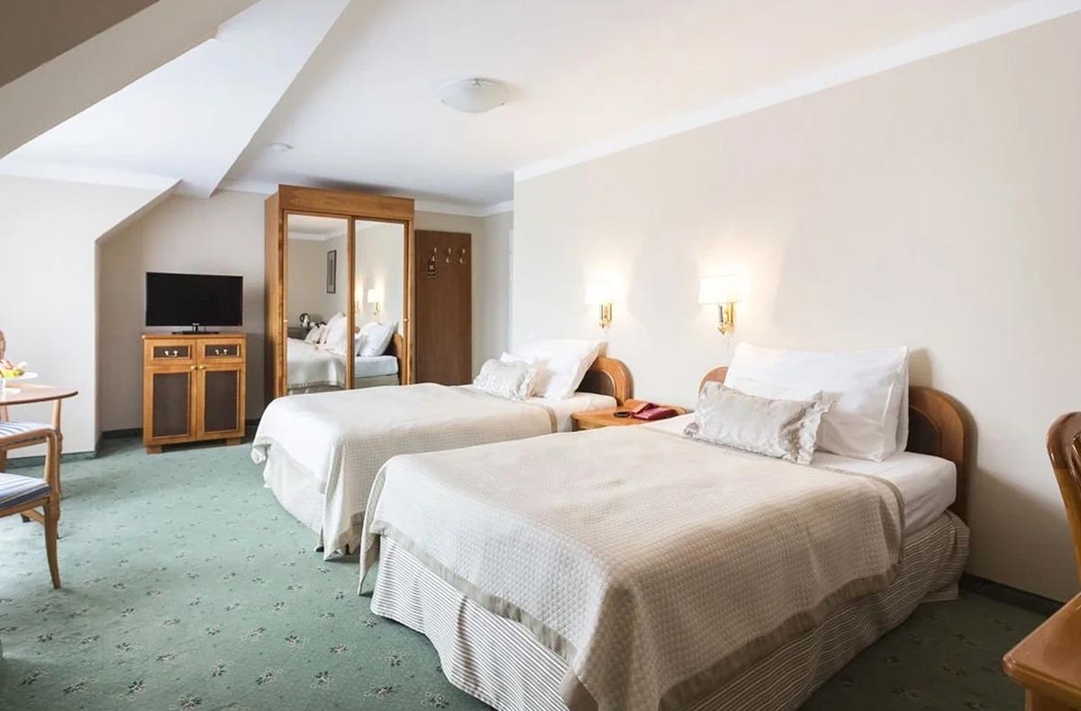 3 Tage 2 Nächte 3 Städtetrip Prag für 2 (2 Nächte) - Pytloun Old Armoury Hotel Prag in inkl. Halbpension 3 Tage 2 Nächte 3 Städtetrip Prag für 2 (2 Nächte) - Pytloun Old Armoury Hotel Prag in inkl. Halbpension