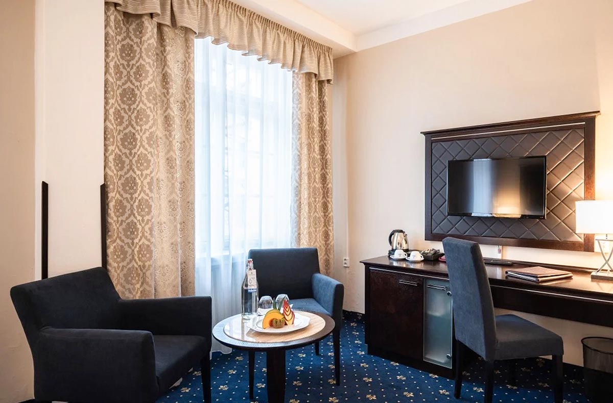 3 Tage Städtetrip Prag für 2 (2 Nächte) - Pytloun Old Armoury Hotel Prag inkl. Halbpension 3 Tage Städtetrip Prag für 2 (2 Nächte) - Pytloun Old Armoury Hotel Prag inkl. Halbpension