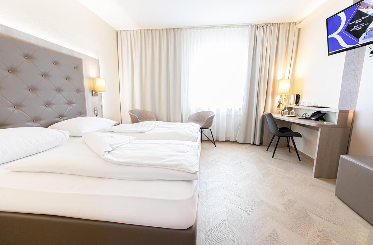 2 Tag(e) Städtetrip Wien für 2 (1 Nacht) inkl. Frühstück in Schwechat Niederösterreich ✓ 2 Tag(e) Städtetrip Wien für 2 (1 Nacht) inkl. Frühstück in Schwechat Niederösterreich ✓