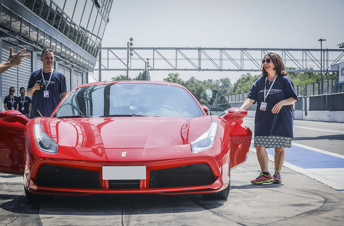 Ferrari 488 GTB selber fahren Stevelot (2 Rdn.)