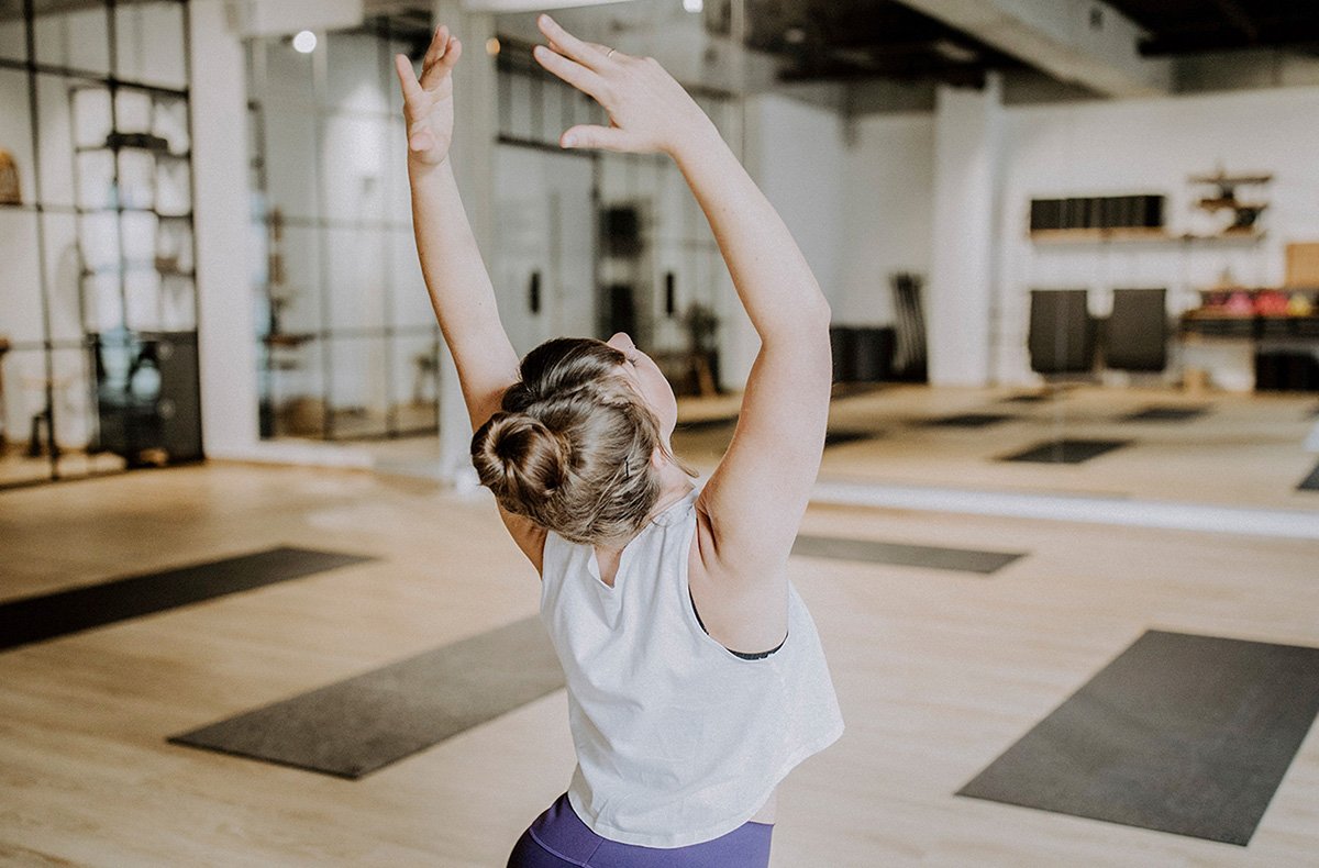 Stretch und Tone Pilates München (50 Min.) Stretch und Tone Pilates München (50 Min.)