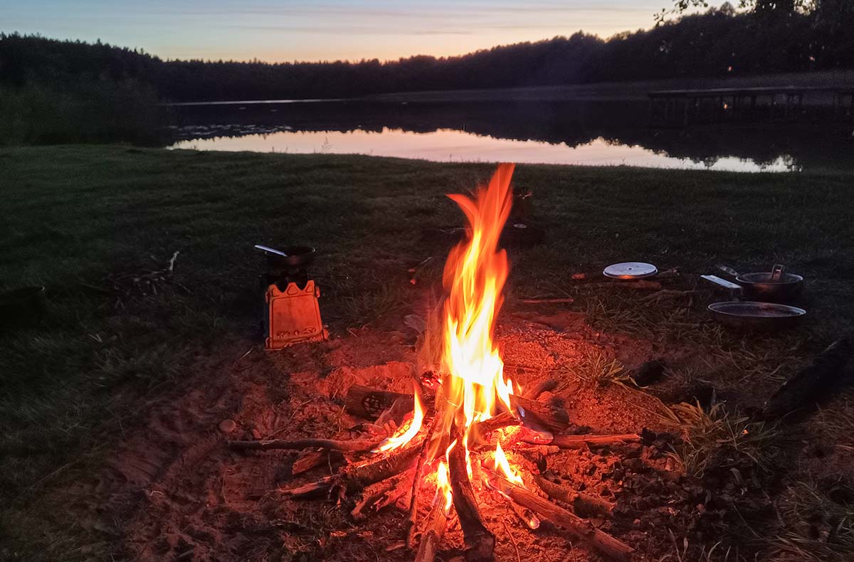 Survival Kurs Dettmannsdorf (Feuer und Schutz)