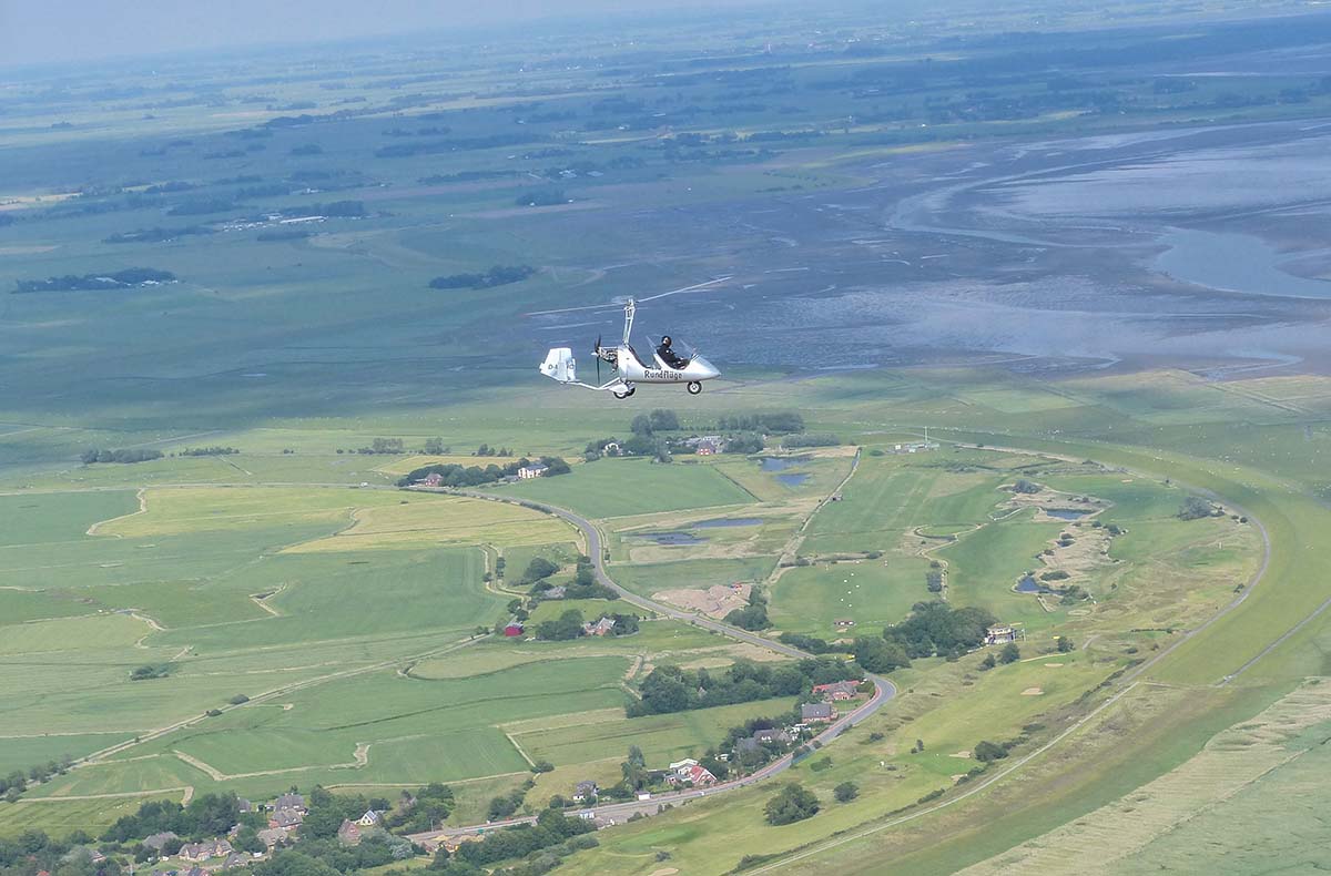 Tragschrauber Rundflug Heide/Büsum (30 ...