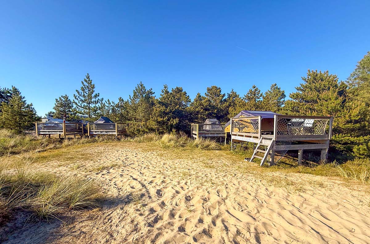 Außergewöhnlich Übernachten im Dachzelt Amrum für 2 - Outdoor-Zauber: Euer Dachzelt-Abenteuer auf Amrum! in Wittdün auf Amrum