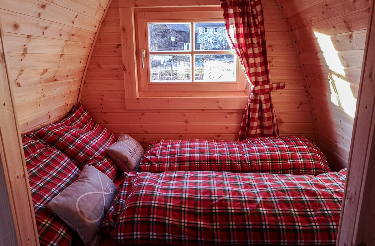 Übernachtung im Holz POD Neuhaus an der Eger