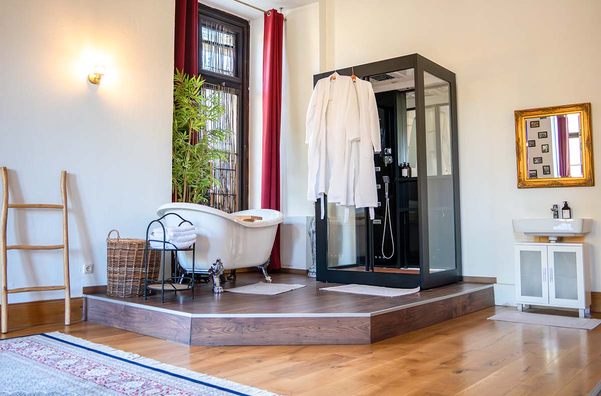 2 Tag(e) Übernachtung Schloss Arenfels für 2 (1 Nacht) inkl. Frühstück in Bad Hönningen Rheinland-Pfalz ✓